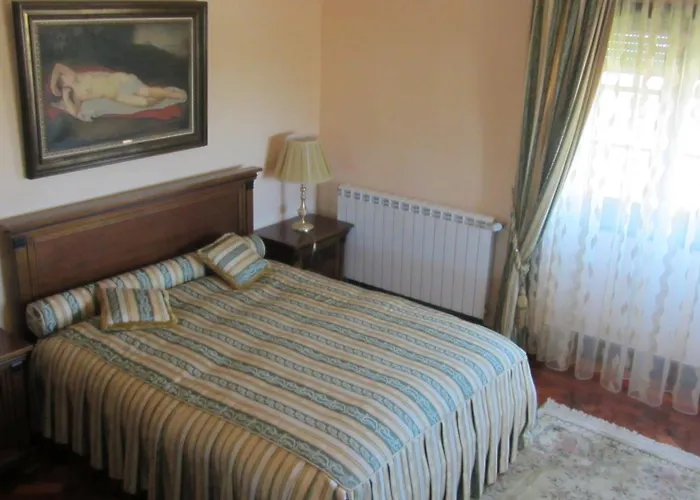 - Casa Grande De Arcos (Viseu)